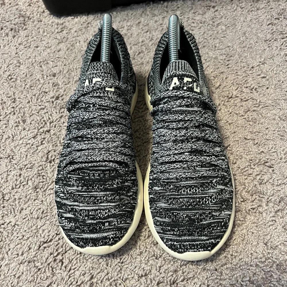 Apl Women’s Techloom Wave Running Shoe Size 7.5 - image 1